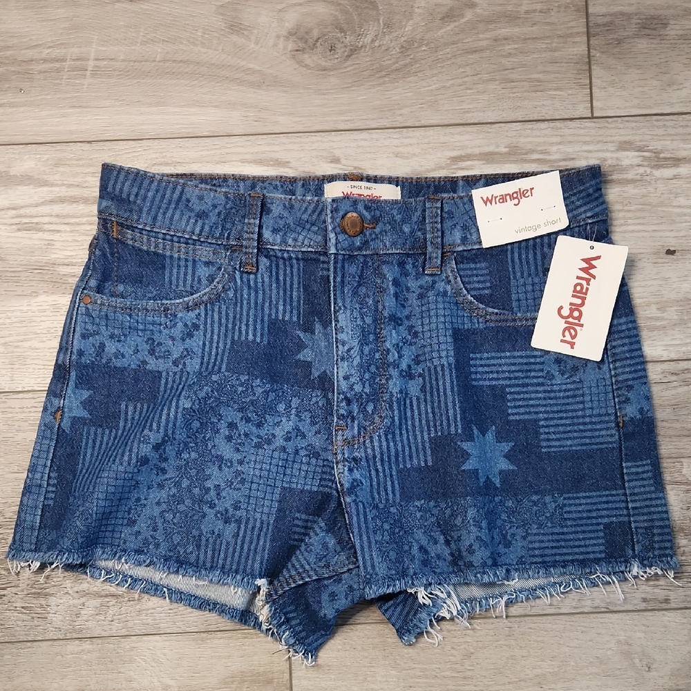 Wrangler Women's Mid-Rise Vintage Jean Shorts Various Sizes NWT